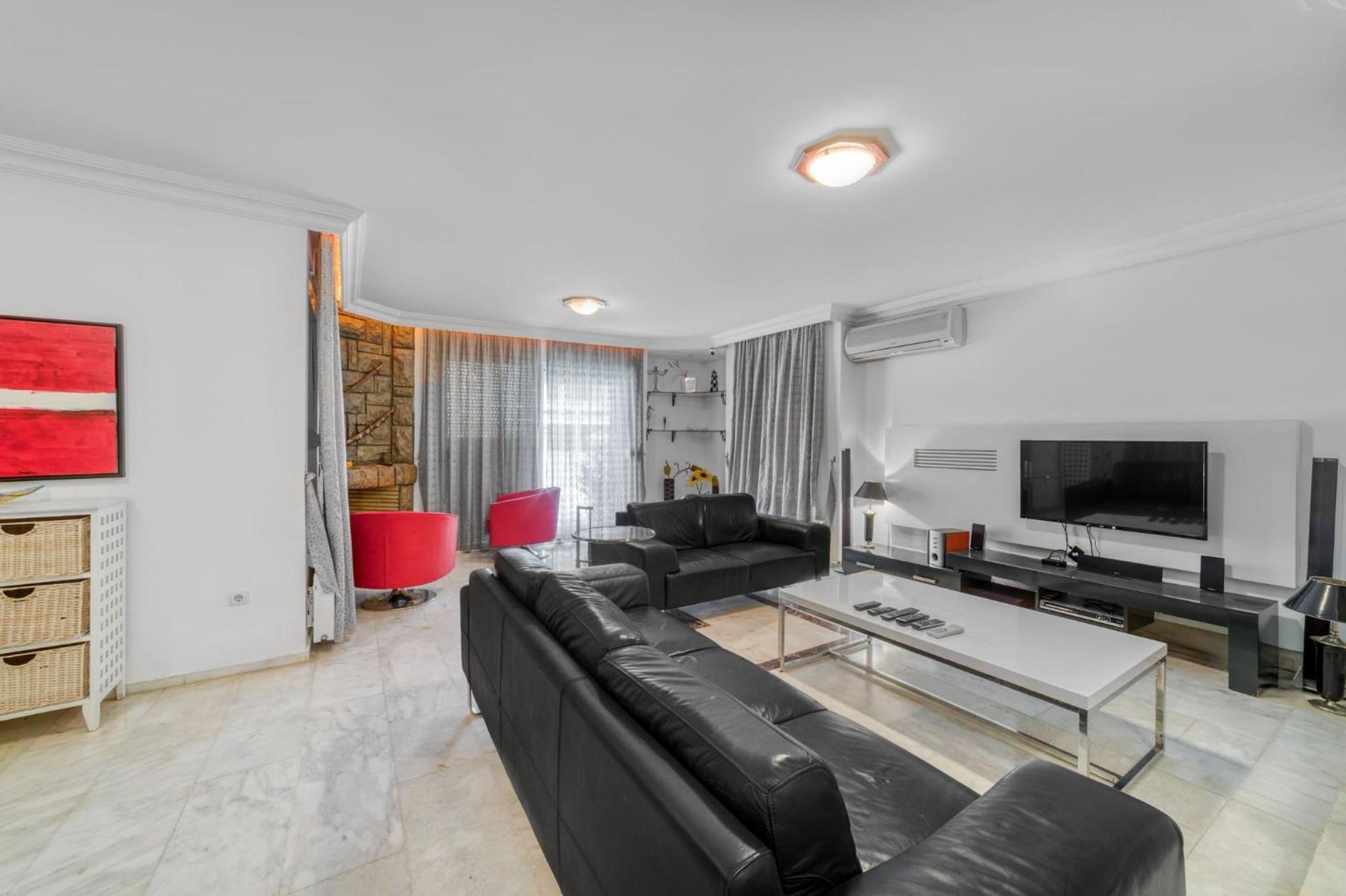 Dreamhome Villa *